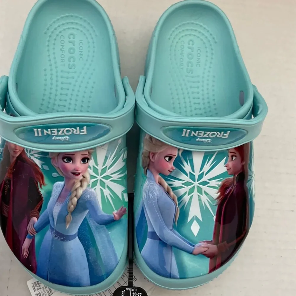 NWT Disney FrozenII Crocs Size J2